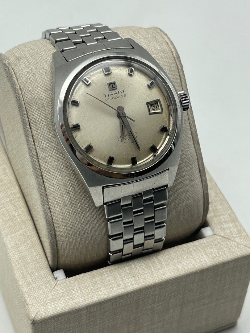 Tissot Visodate Seastar Silver Dial Steel (Category: Luxury Watches) located in Manila. Submitted by _classicwatchcollection (Listing ID 1314599272, Image 2). Description: FS: Tissot Visodate Seastar Silver Dial Steel Php: 13,000 Condition: 8/10 Movement: Automatic Case size: 35mm Unit only. Pm or Contact 09063027061 for inquiries..