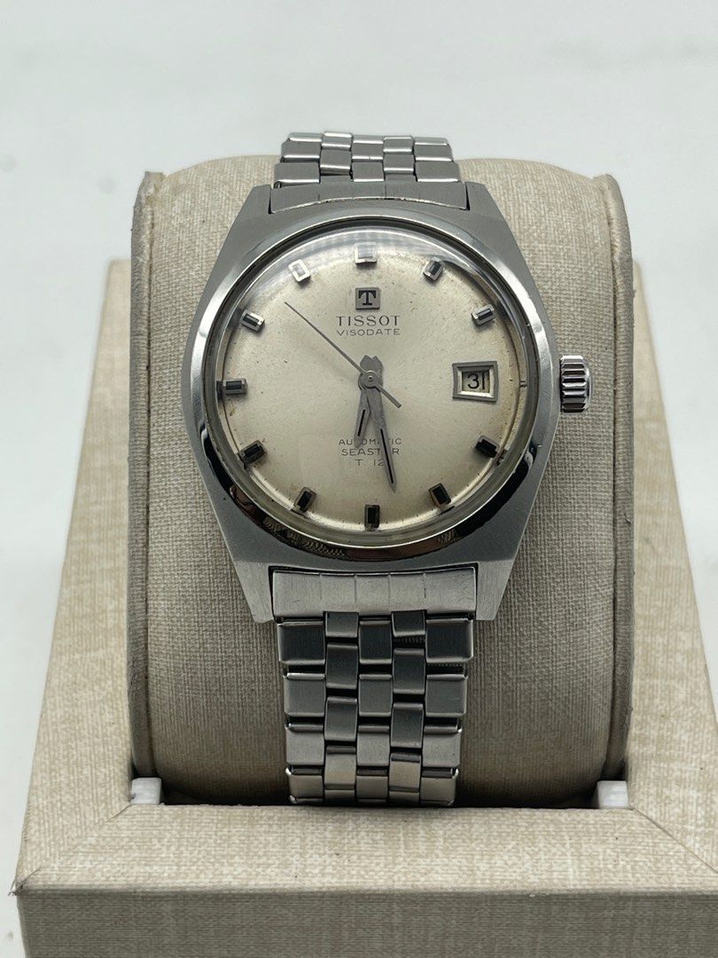 Tissot Visodate Seastar Silver Dial Steel (Category: Luxury Watches) located in Manila. Submitted by _classicwatchcollection (Listing ID 1314599272, Image 1). Description: FS: Tissot Visodate Seastar Silver Dial Steel Php: 13,000 Condition: 8/10 Movement: Automatic Case size: 35mm Unit only. Pm or Contact 09063027061 for inquiries..