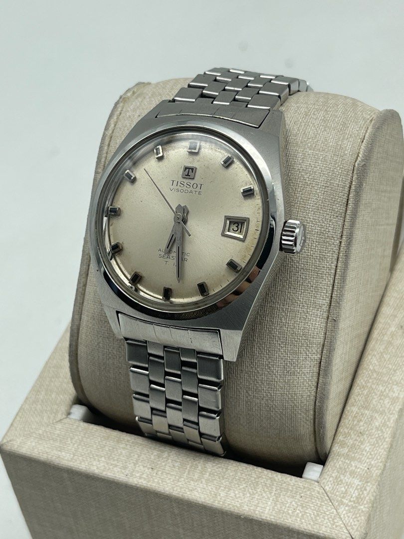 Tissot Visodate Seastar Silver Dial Steel (Category: Luxury Watches) located in Manila. Submitted by _classicwatchcollection (Listing ID 1314599272, Image 3). Description: FS: Tissot Visodate Seastar Silver Dial Steel Php: 13,000 Condition: 8/10 Movement: Automatic Case size: 35mm Unit only. Pm or Contact 09063027061 for inquiries..