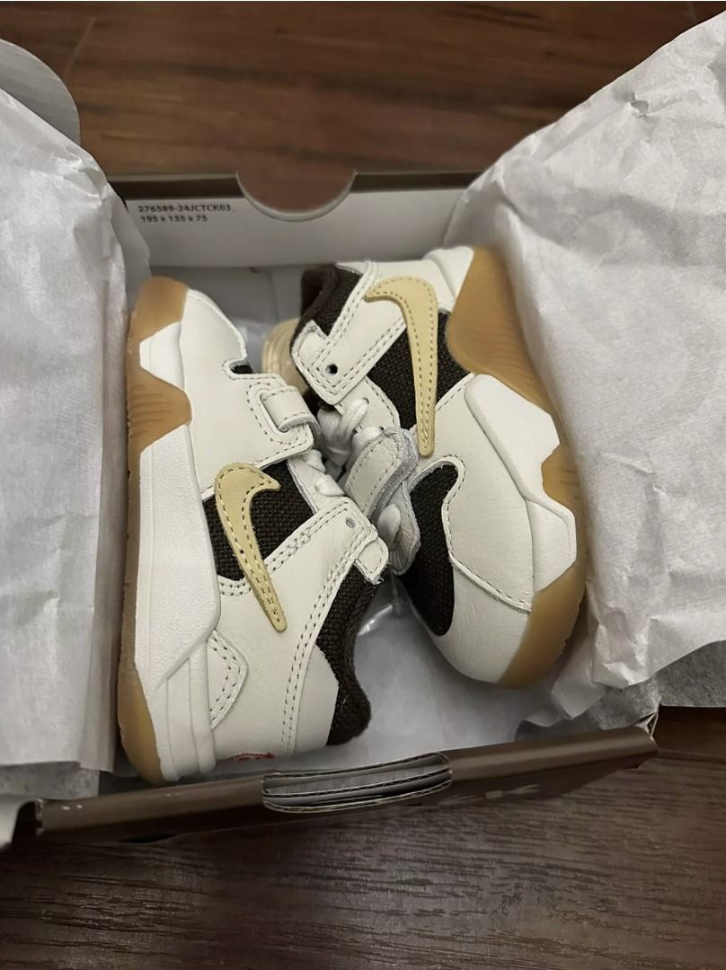 Travis Scott JumpmanJack TR 13cm ベビー Travis Scott JumpmanJack