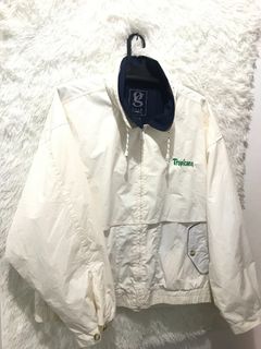(Category: ) located in . Submitted by amirthriftcollection (Listing ID 1314574119, Image 1). Description: .