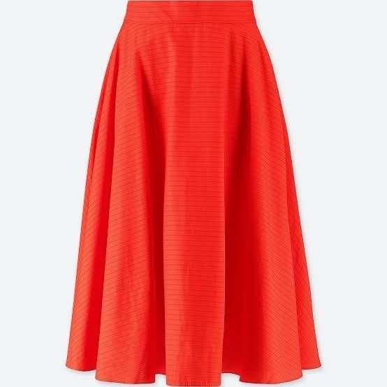 UNIQLO CIRCULAR SKIRT (Category: Skirts) located in San Fernando. Submitted by ks.clothing (Listing ID 1314725103, Image 3). Description: For Sale🌷💯 —Quality:10/10 —Like New quality✨ —Size: Small on tag (please see photo for exact measurement) 📍Location: Pampanga 💰Payment first thru gcash or paymaya 🚚 Shipping thru JNT only! ❣️Please manage your expectation since all items are thrifted. ❣️Color may vary due to lighting. ❣️Can haggle but for 
