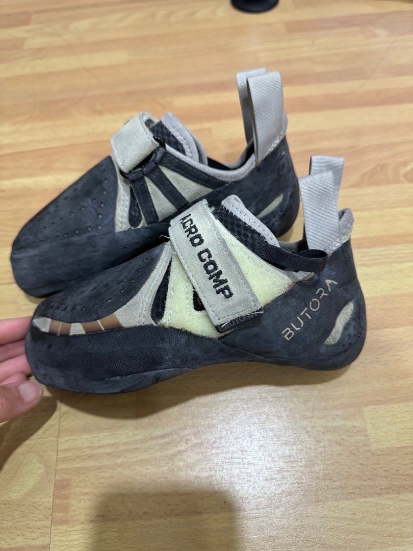 wts climbing shoe butora acro comp, Sports Equipment, Other Sports