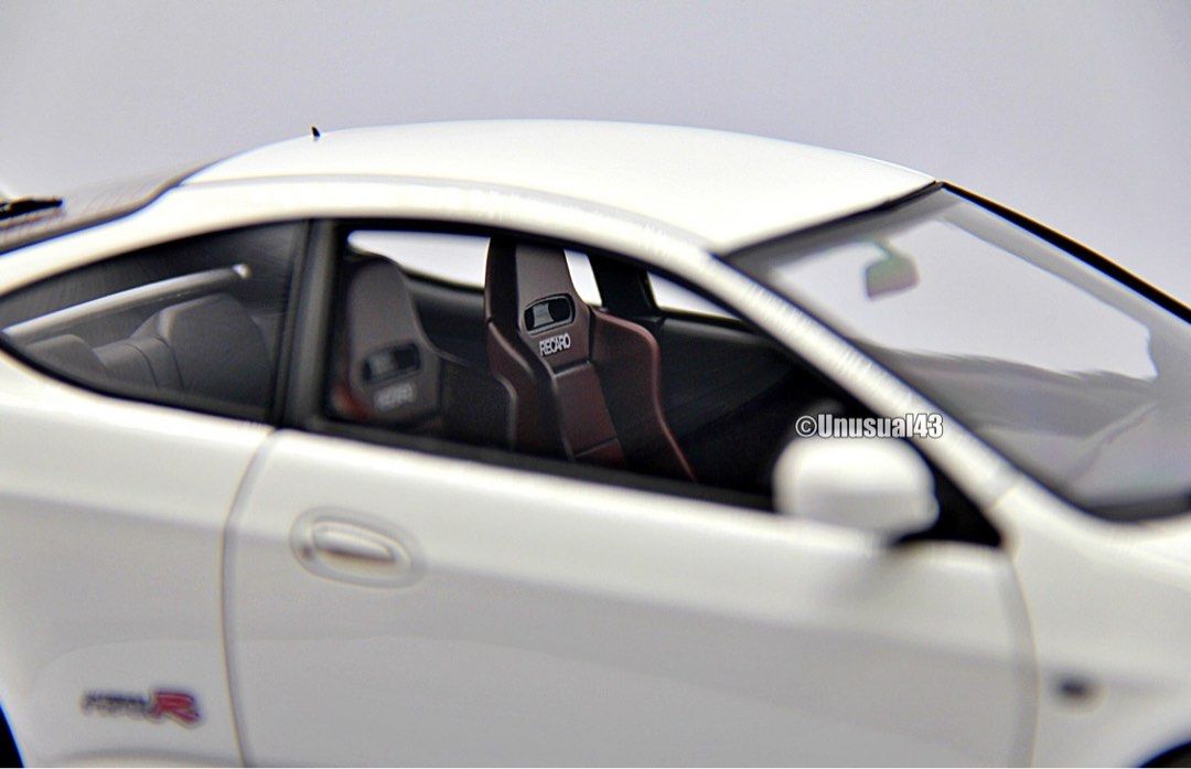 1/18 Ignition Model Honda Integra (DC5) Type R White