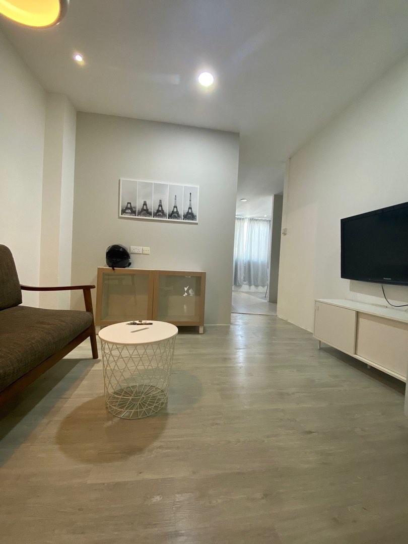 (Category: ) located in . Submitted by jo68lim (Listing ID 1314906904, Image 1). Description: .