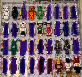 （分類：）位於 。 由 bearbrick1616 提交（商品編號 1309368530，圖片 1）。簡介： 。