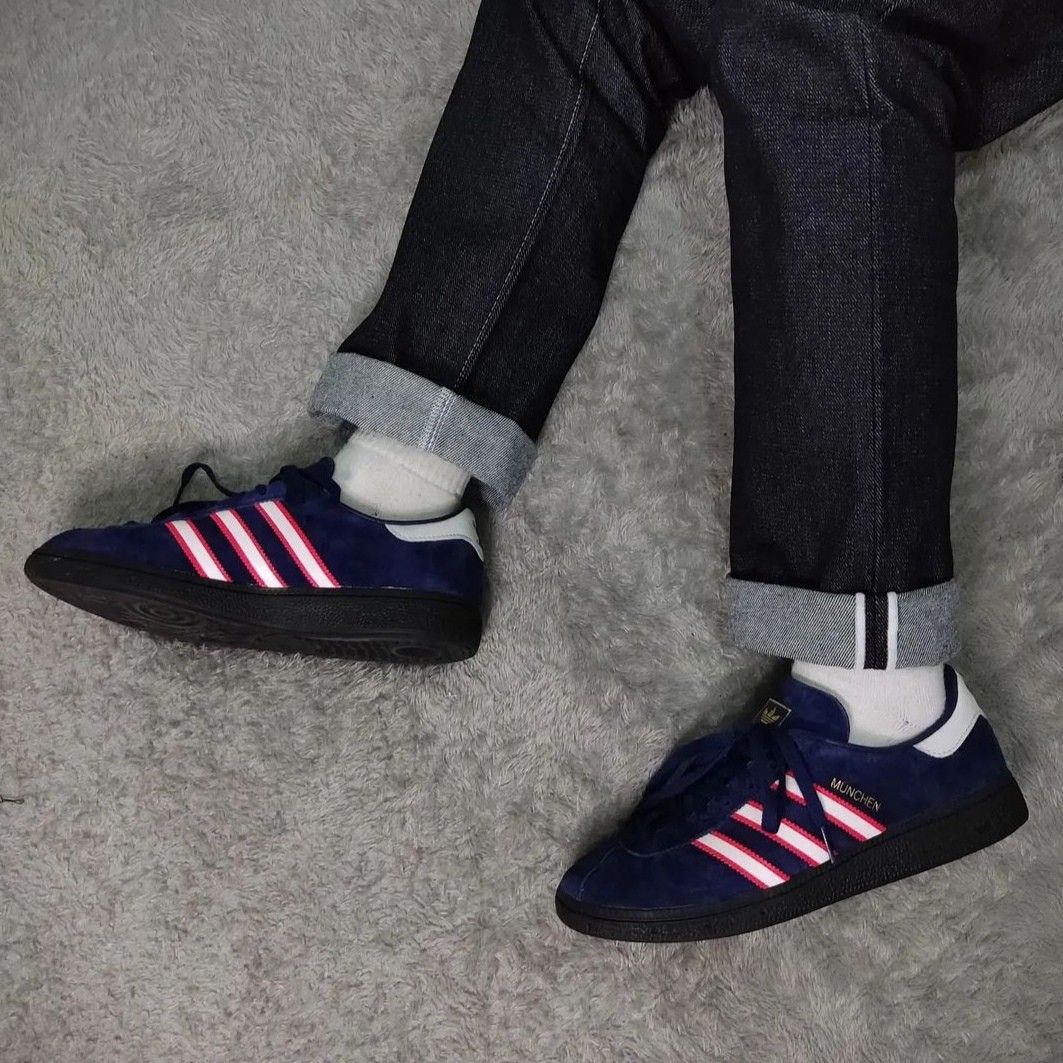 ADIDAS MUNCHEN EDGE SERIES SEPATU GARIS TIGA UNLIMITED ADIDAS EDGE