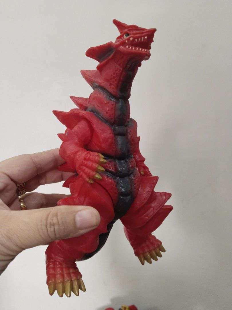 Affordable Monsarger Ultraman Dyna Figure Ultra Monster Series 1997 Bandai Kaiju US Seller 😍👌 (Category: Figurines & Statues) located in Malolos. Submitted by afford.japan (Listing ID 1314838210, Image 1). Description: Affordable Monsarger Ultraman Dyna Figure Ultra Monster Series 1997 Bandai Kaiju US Seller 😍👌.