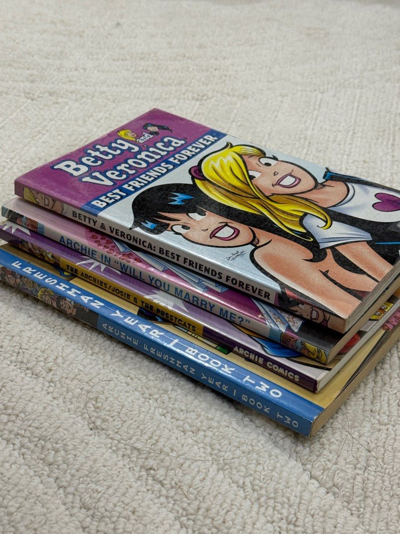 Archie Comics bundle (Category: Comics & Manga) located in Cauayan City . Submitted by mariztellam (Listing ID 1314852434, Image 2). Description: All books are AUTHENTIC. All pages are intact. No annotations. 1. No Return, No Exchange Policy. All sales are final. No returns or exchanges will be accepted once the product has been shipped. 2. Payment Before Shipping: Payment must be completed in full before the order is shipped. 3. Shipping Costs: 
