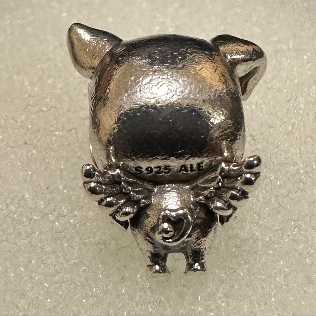 Flying pig charm pandora 2025