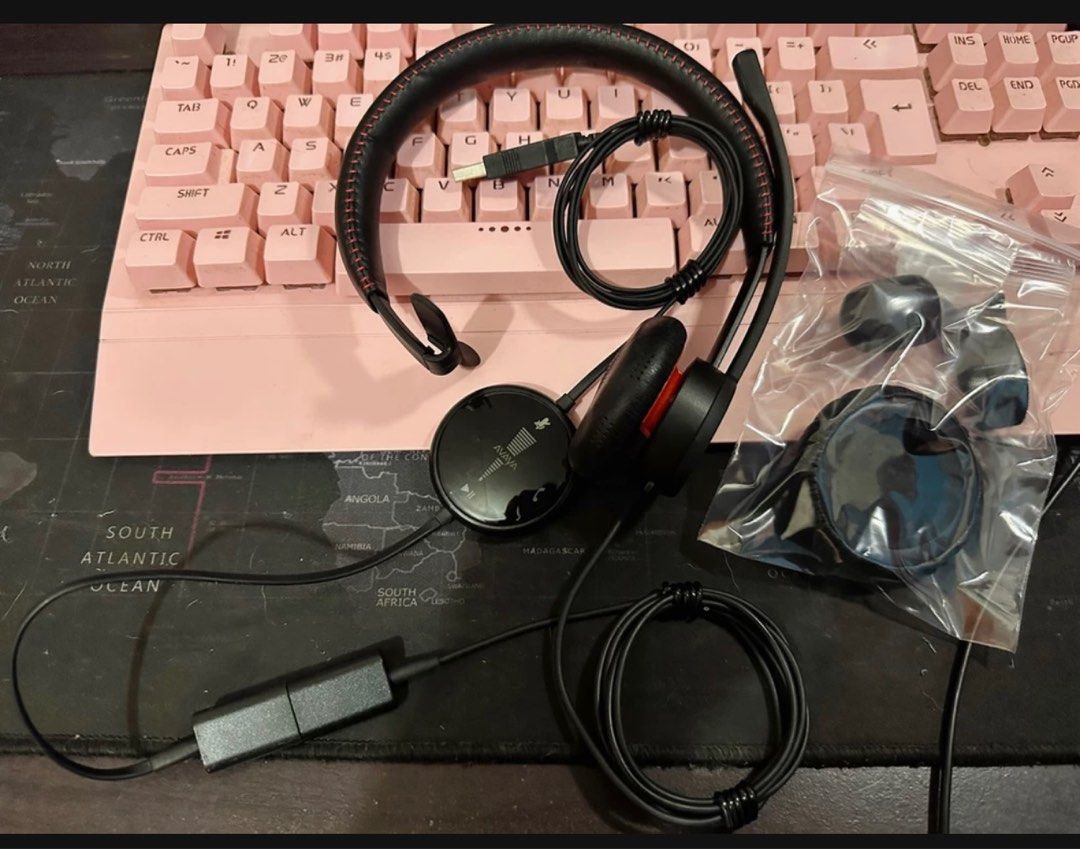 Avaya Mono Headset (Category: Headphones & Headsets) located in Binangonan. Submitted by joizeeful (Listing ID 1314903445, Image 3). Description: Avaya L129 mono headset with controller Lightweight with leatherette headband and ear cushion USB Type with controller (easy detach) Rare headset (not released locally) Bnew price ($100) Excellent condition and still very presentable Good for Office and WFH set up RFS: I have another headset that I freq