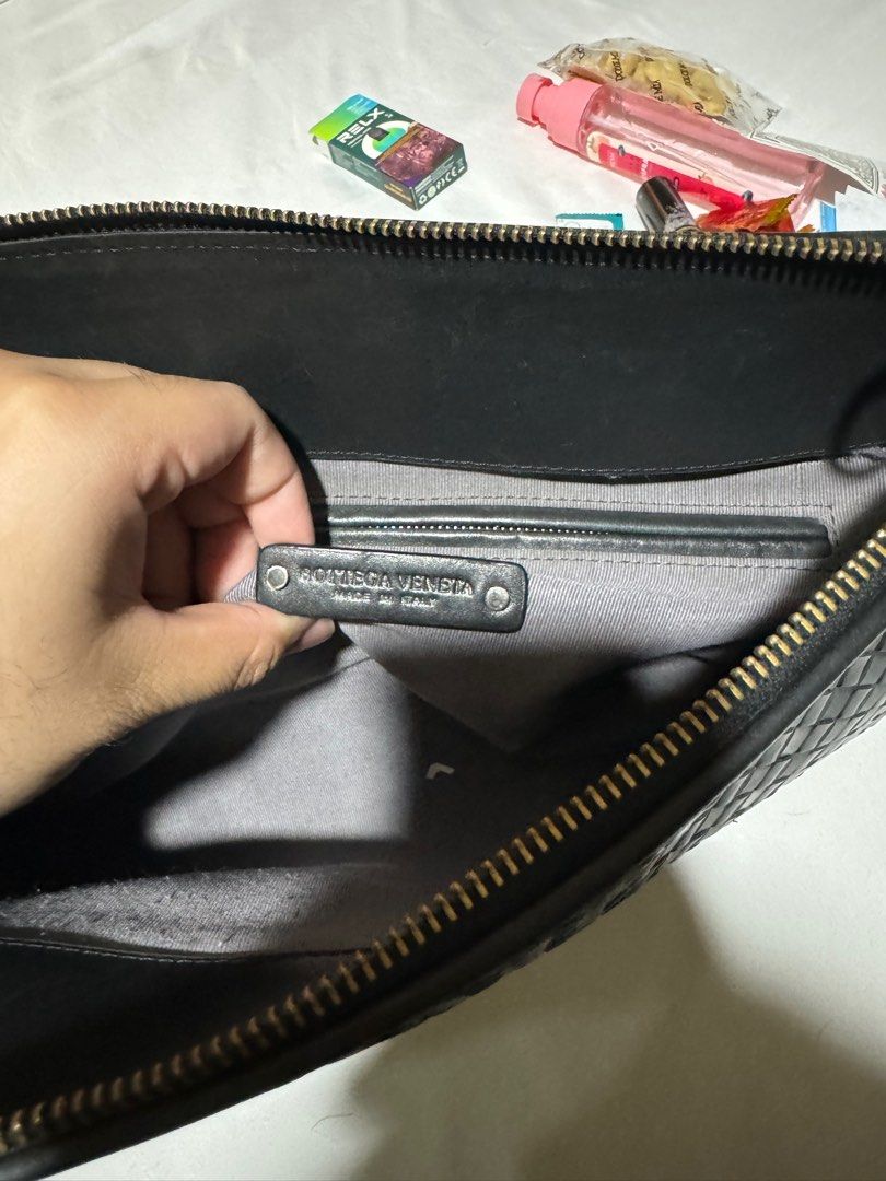 Bottega Veneta Clutch Bag (Category: Clutches) located in Manila. Submitted by wiz02 (Listing ID 1314809332, Image 3). Description: Bottega Veneta Clutch Bag Unisex Good for documents/iPad Good Condition.