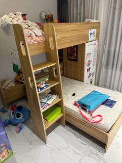 (Category: ) located in . Submitted by lise8991 (Listing ID 1314869580, Image 1). Description: .