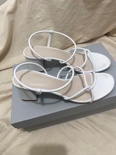 (Category: ) located in . Submitted by okcath (Listing ID 1314873768, Image 1). Description: .