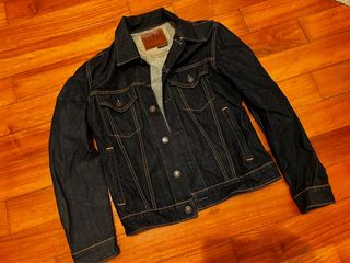 （分類：）位於 。 由 888.Apparel 提交（商品編號 1314926703，圖片 1）。簡介： 。