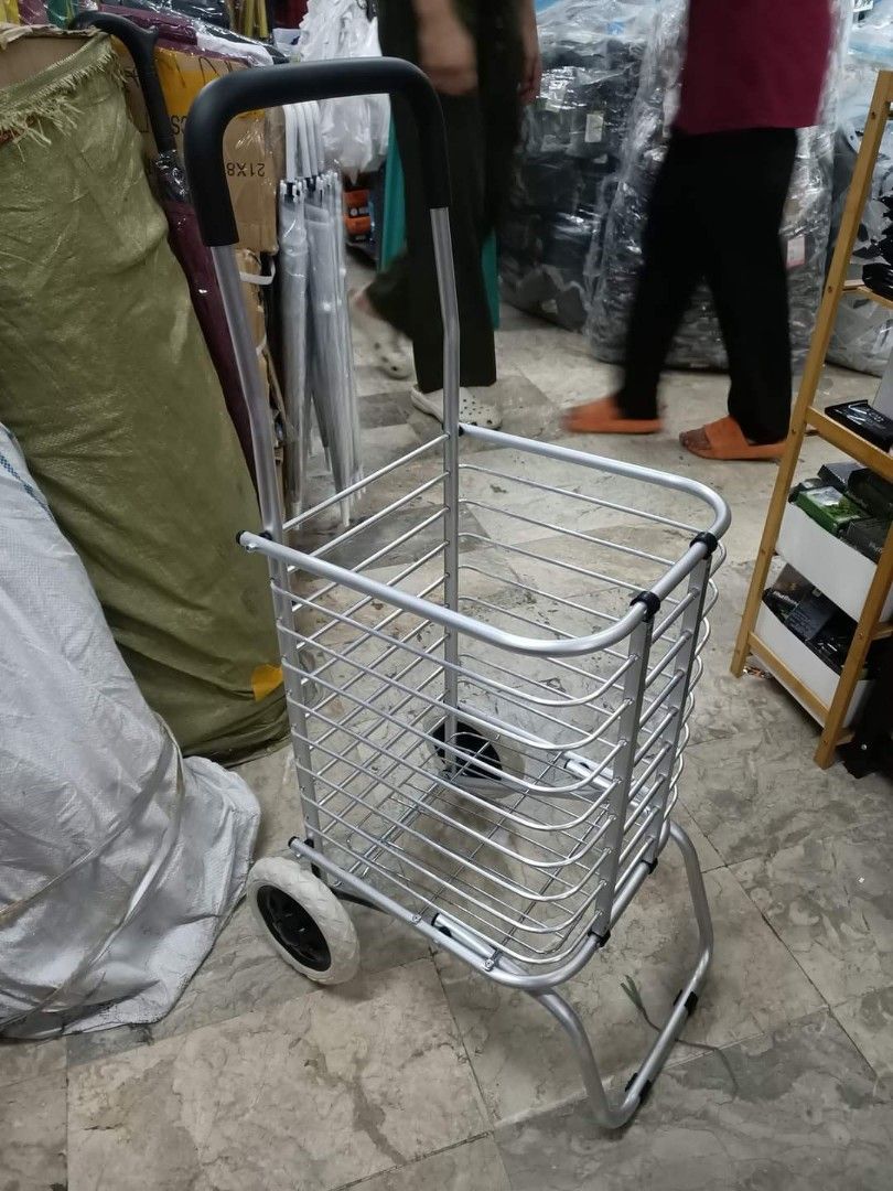 FOLDABLE SHOPPING TROLLEY CART (Category: Strollers) located in Quezon City. Submitted by fconnie15407950 (Listing ID 1314801621, Image 1). Description: .