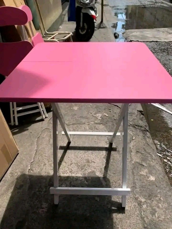 Folding Table and Chairs Set (Category: Chairs) located in Manila. Submitted by bongsy999mall (Listing ID 1314888555, Image 3). Description: .