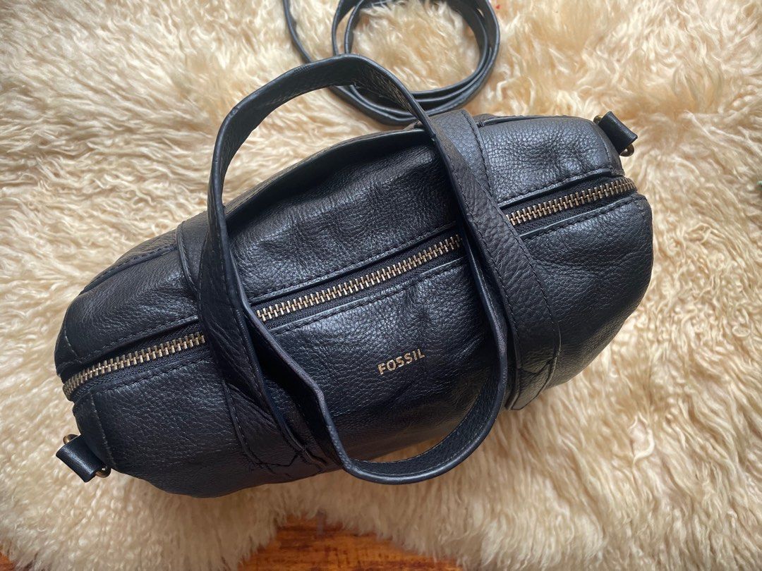 Final clearance Sale Fossil 2 way Satchel Auth Women s Fashion Bags Wallets Cross body Bags on Carousell