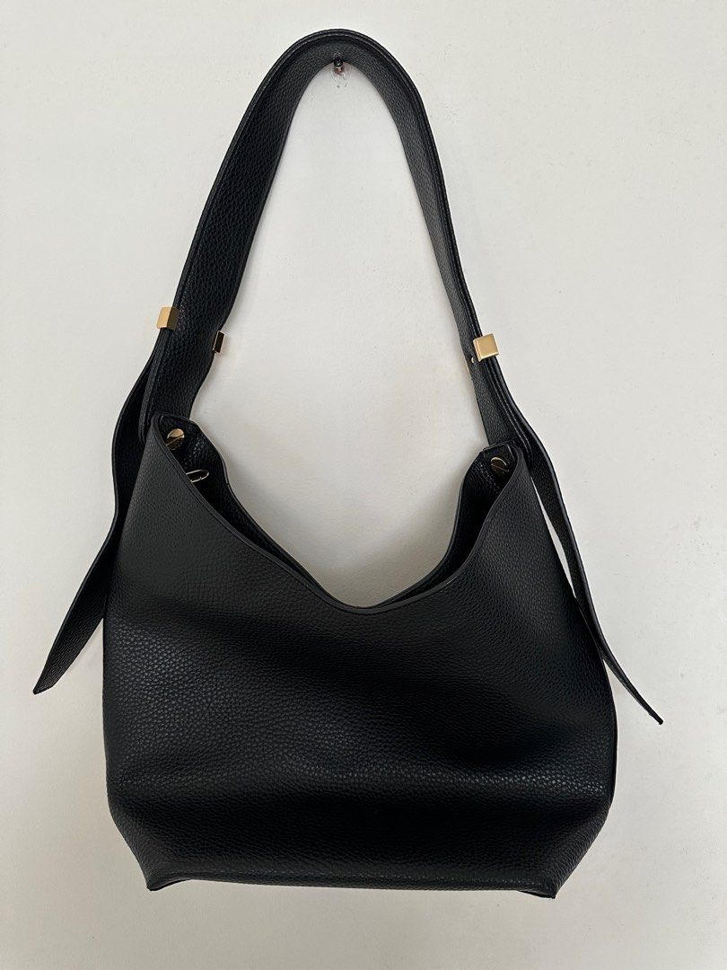 Handbag Sometime by Rizalman