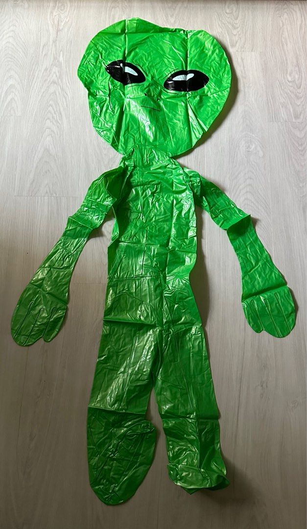 Inflatable alien (Category: Kids Toys) located in Singapore. Submitted by xuanide (Listing ID 1314825229, Image 1). Description: 👾 3 colours available (1 blue, 1 purple, 4 green) 👽2nd photo is of a *smaller* size alien that is approx 58cm x 20cm (2 green, 1 blue), just to show u how it looks inflated 👽 About 54.5” (139cm) x 18” (46cm) (+/- due to human error) 💰$25/big alien 💰 $7/small alien 🤝Normal mail or self collection (651290) 📫additio