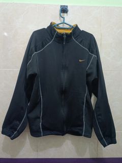 (Kategori: ) berada di . Dikirim oleh second_addict (ID iklan 1314770103, Gambar 1). Deskripsi: .