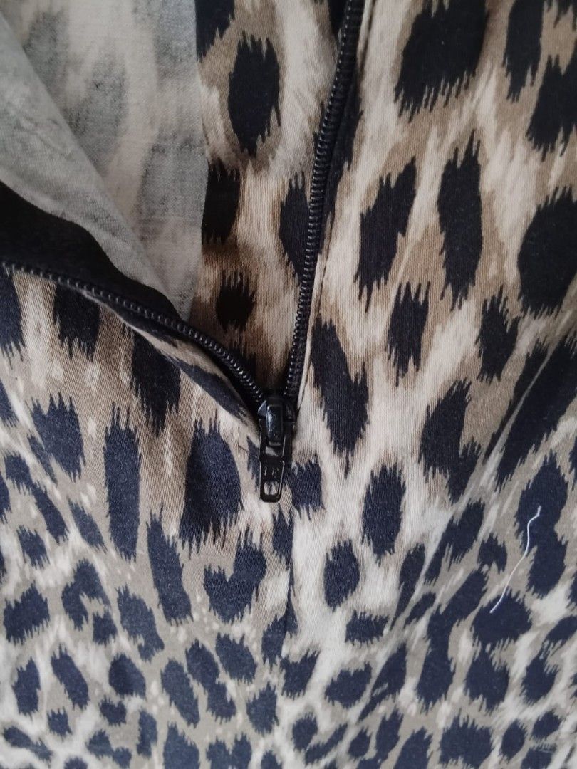 Dorothy Perkins Leopard print A line skirt Women s Fashion Bottoms Skirts on Carousell