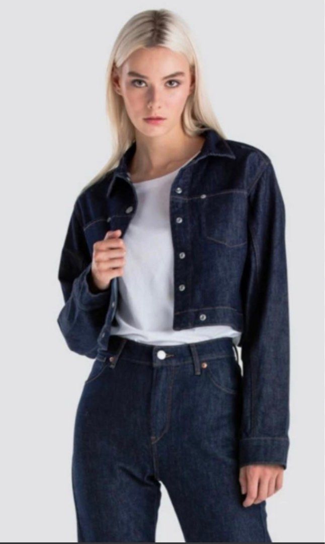 Levi s Engineered Jeans Women s Trucker Jacket in Dark Blue Women s Fashion Coats Jackets and Outerwear on Carousell