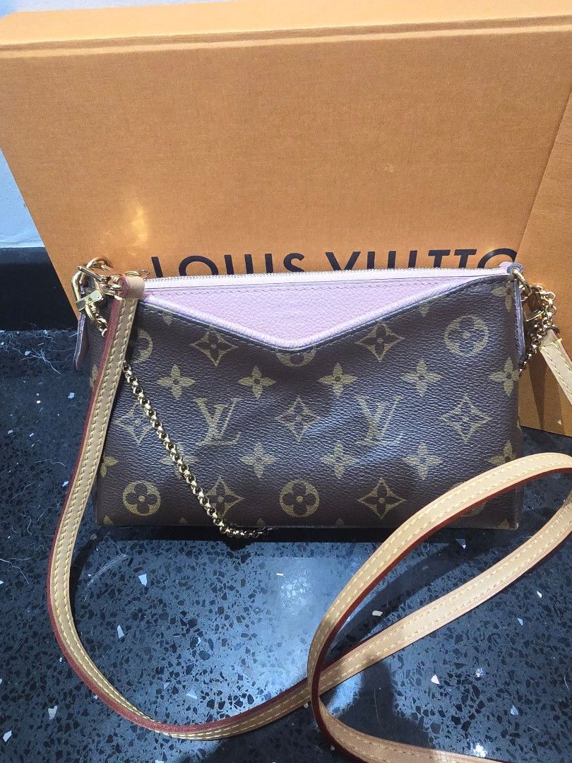 Louis Vuitton Pink Pallas M44037