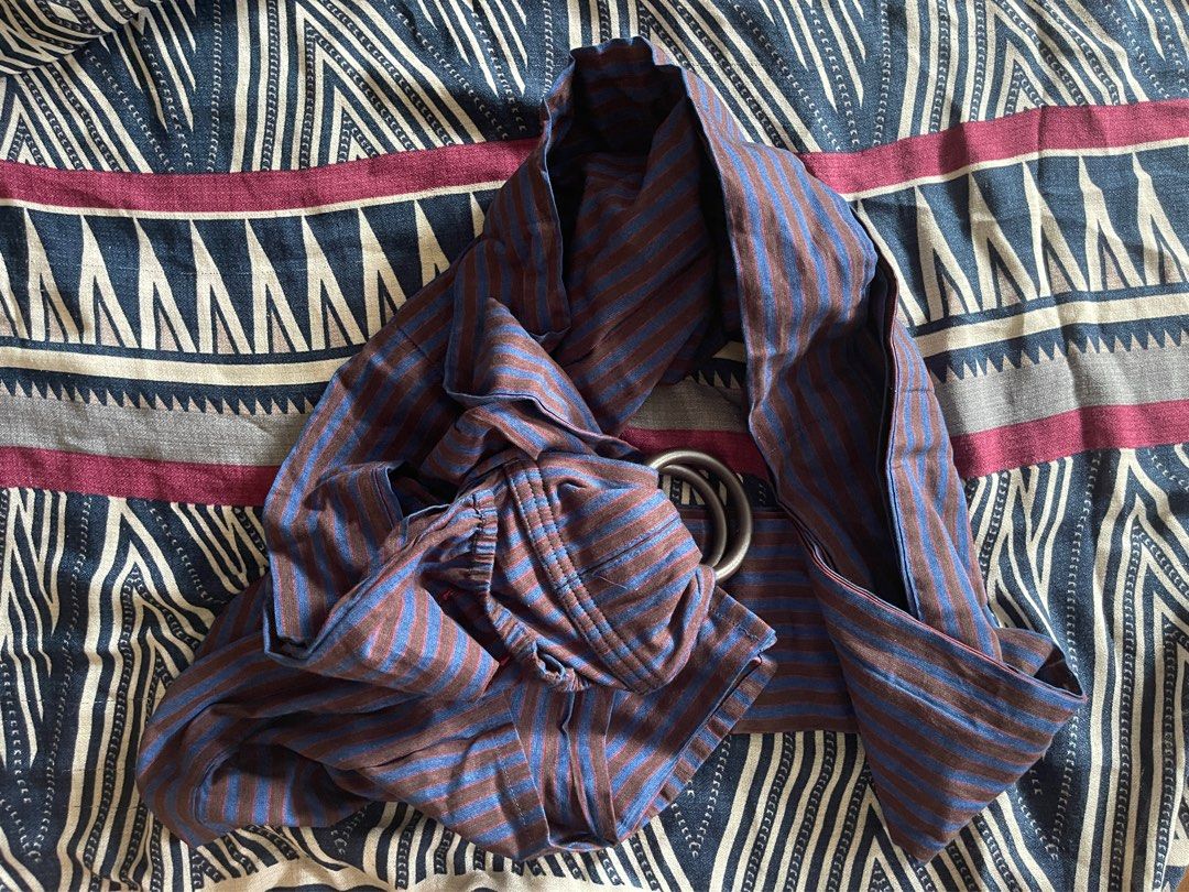 Hugaroo ring sling cheap