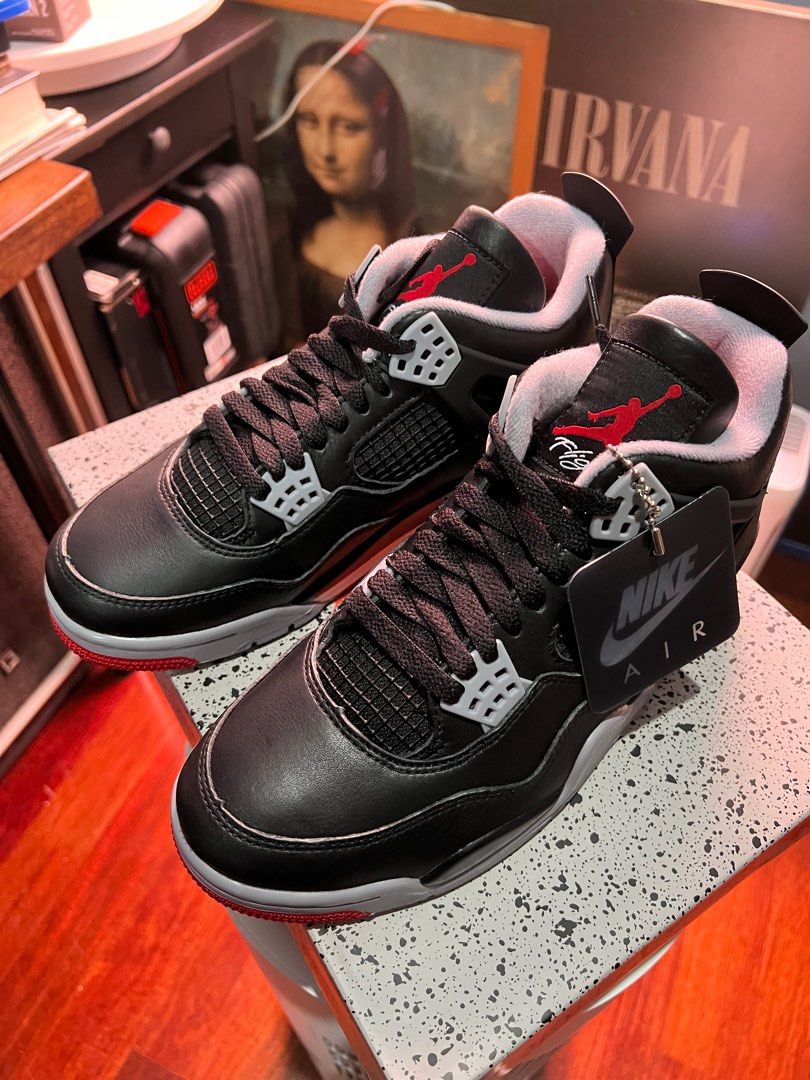 Bred 4 size 7 top
