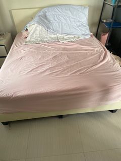 (Category: ) located in . Submitted by syy0601 (Listing ID 1314759983, Image 1). Description: .
