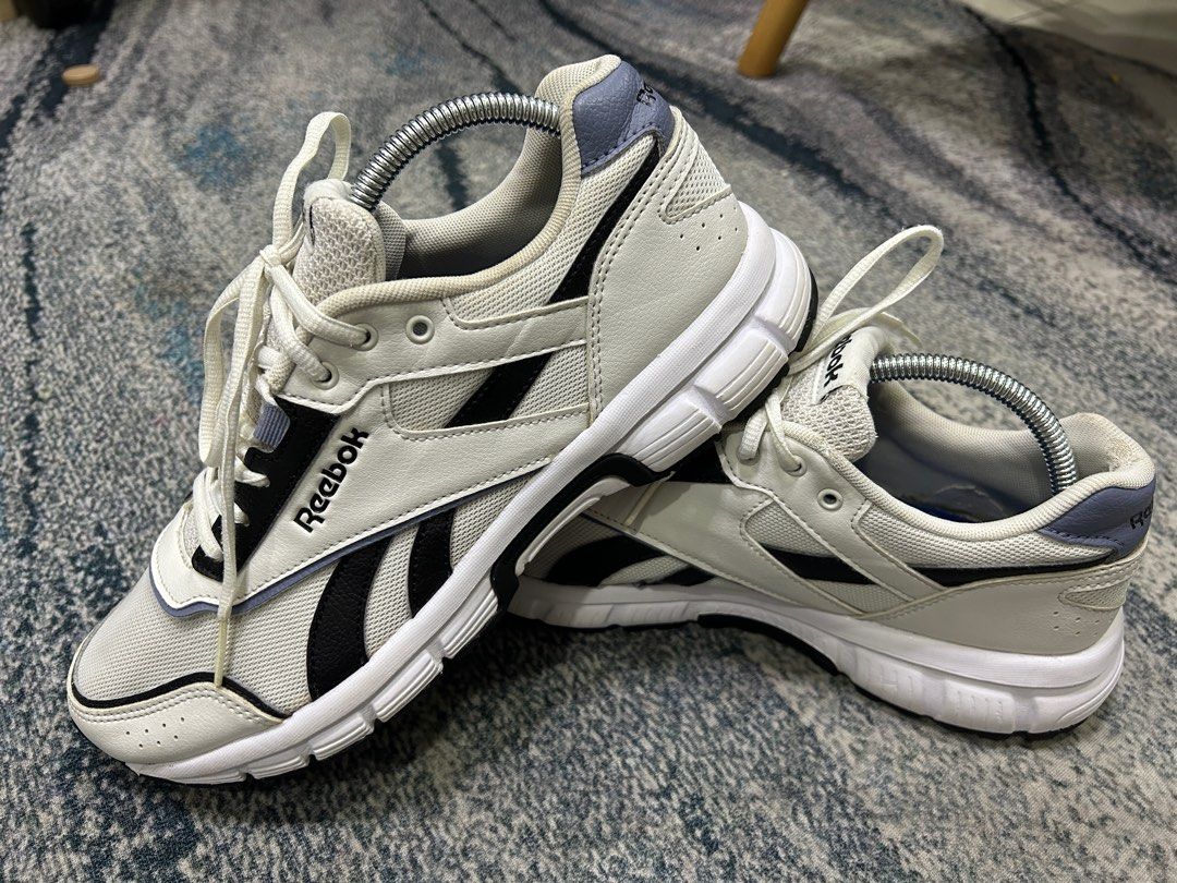 Reebok run finish hot sale