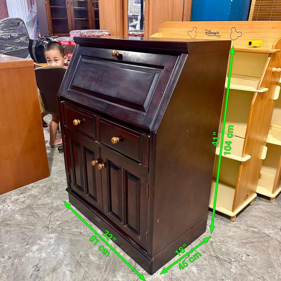 Study table Japan surplus (Category: Tables & Sets) located in Manila. Submitted by Hezcki (Listing ID 1314885243, Image 3). Description: .