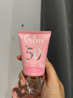 (Category: ) located in . Submitted by aisy.store (Listing ID 1314845952, Image 1). Description: .