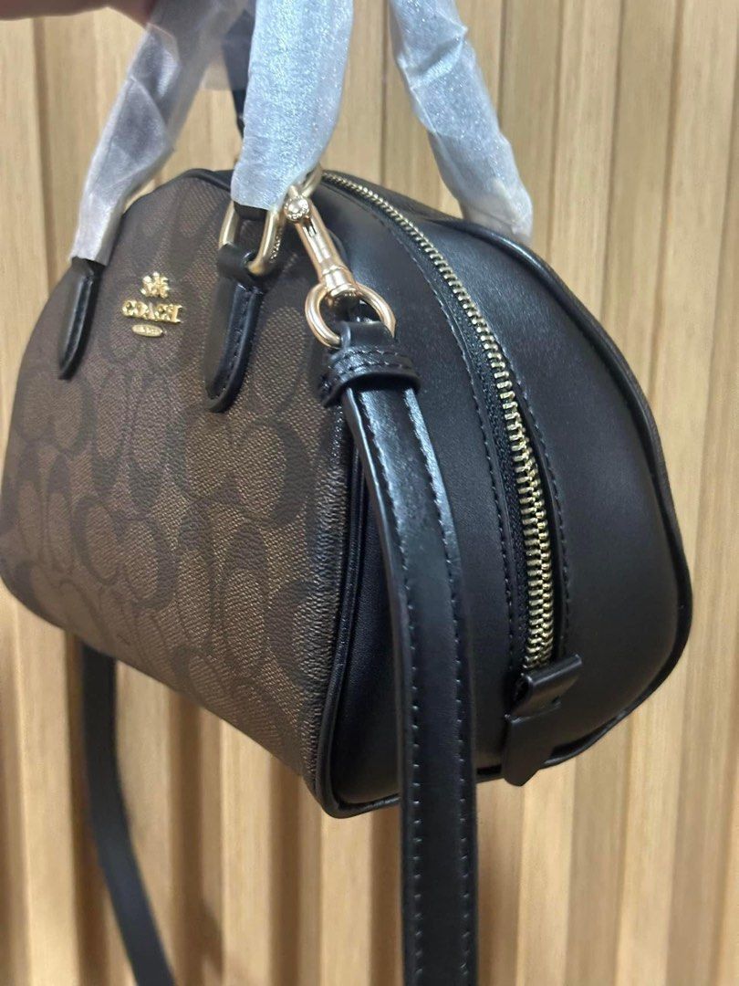 Sydney Satchel (Category: Luxury Bags & Wallets) located in Rizal. Submitted by onlinedepotwholesale2nd (Listing ID 1314759774, Image 2). Description: Sydney Satchel size: 8”L x 5”W x 6”H 2200.