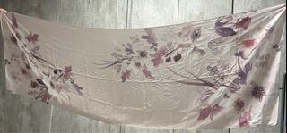 (Category: ) located in . Submitted by shopperholic98 (Listing ID 1314863667, Image 1). Description: .