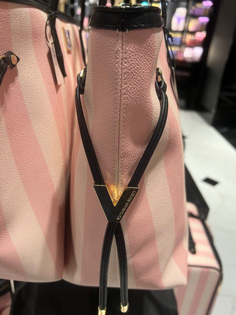 Victoria secret ladies bags 2025