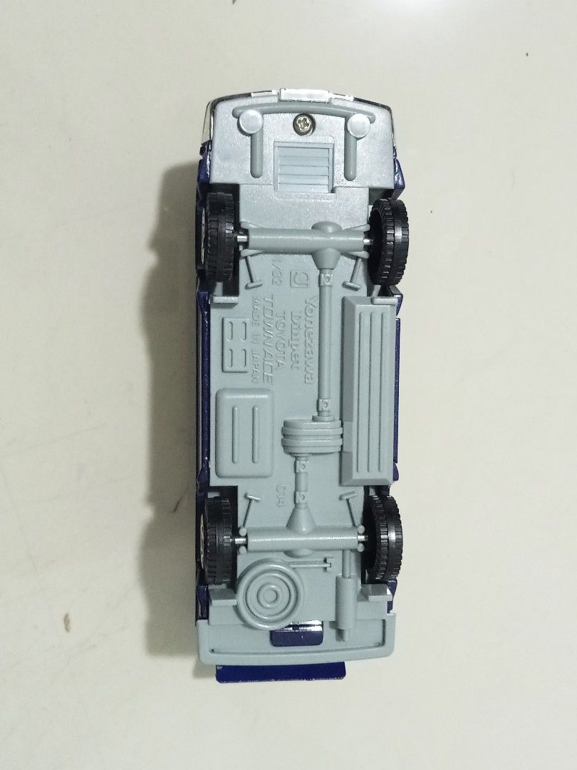 Ancien Jouet Diapet Toyota Hiace Police Bus 1975 - Miniature 1/36 Collection