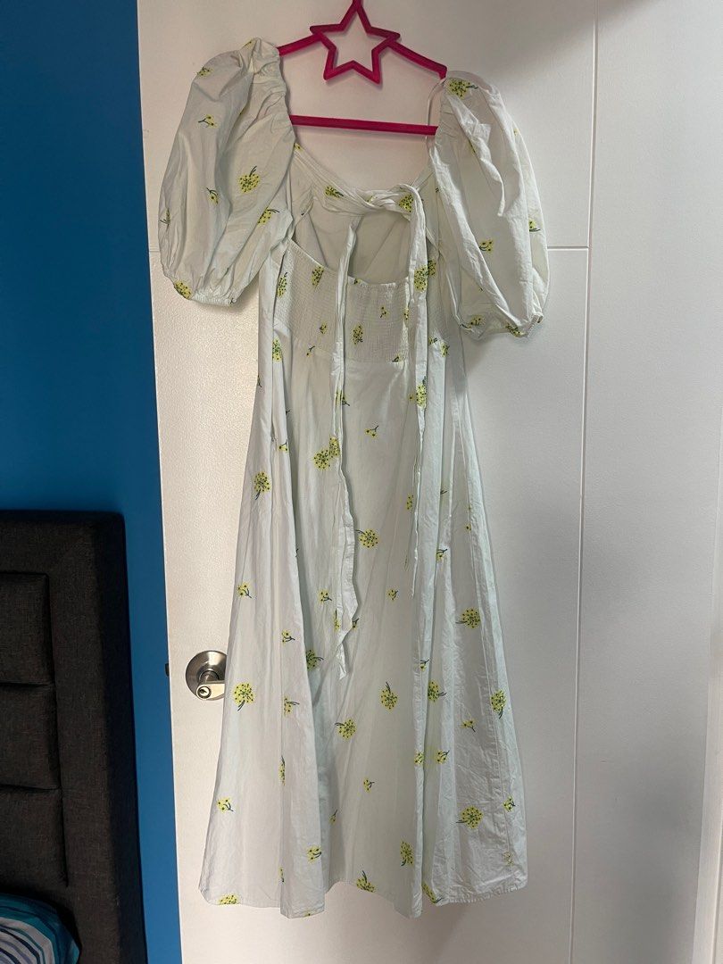 Zara white embroidered midi dress, Women's Fashion, Dresses & Sets, Dresses on Carousell Zara white embroidered midi dress, Women's Fashion, Dresses & Sets, Dresses on Carousell