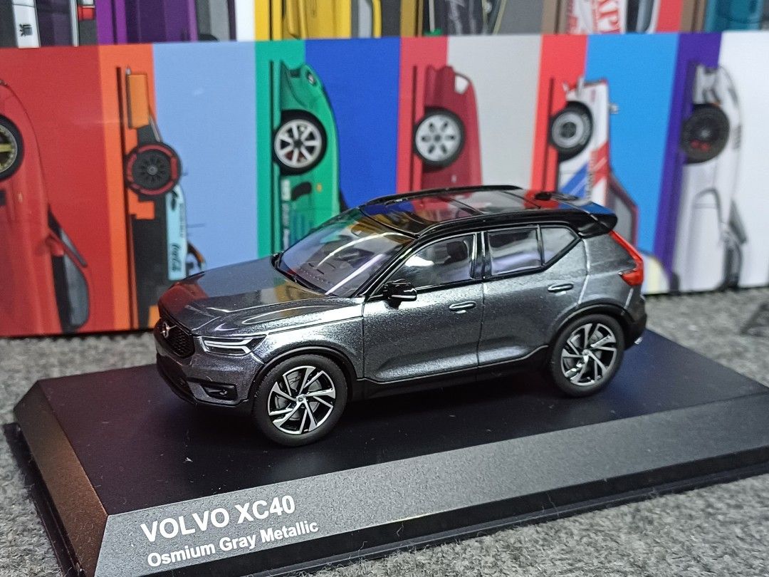 1/43 kyosho Volvo XC40 diecast 1:43, 興趣及遊戲, 玩具& 遊戲類