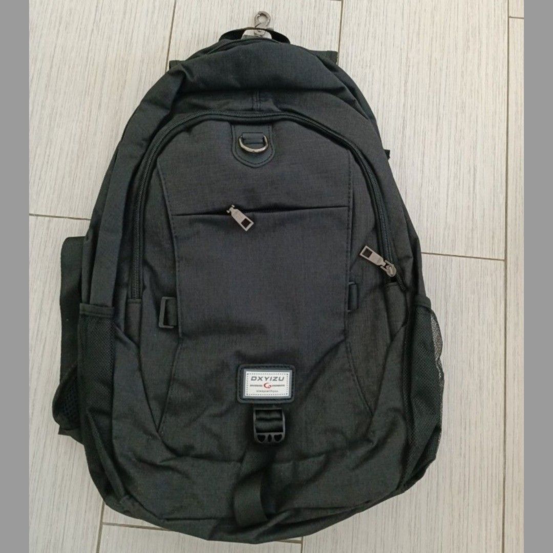 多袋格背囊multi-purpose backpack, 男裝, 袋, 背包- Carousell