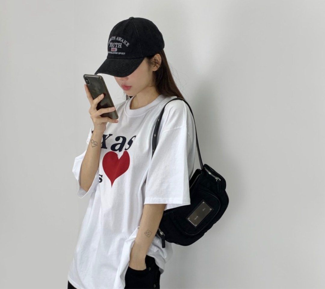韓國🇰🇷 Matin Kim Madeleine Round Bag, 女裝, 手袋及銀包, 單