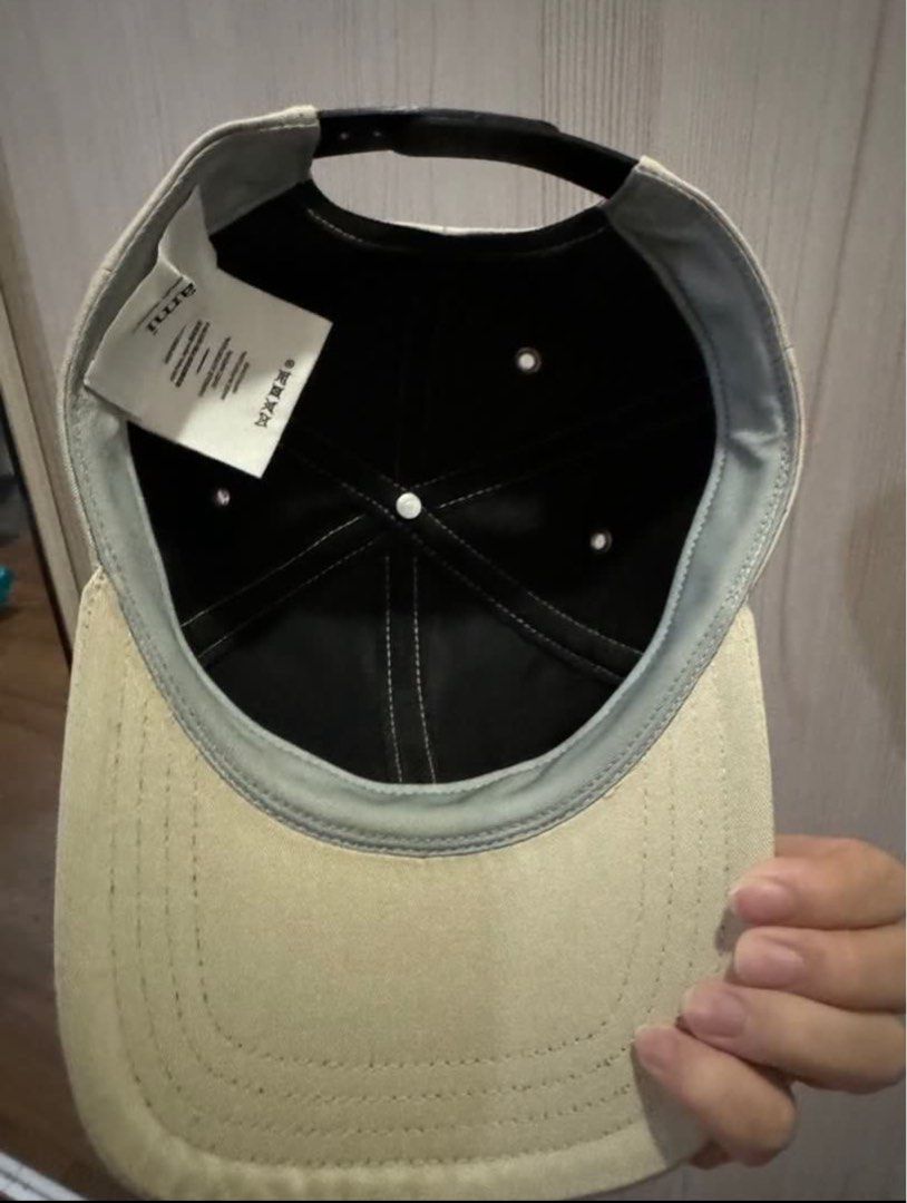 Ami Paris Cap (Category: Caps & Hats) located in Davao. Submitted by sujeebae (Listing ID 1315041294, Image 3). Description: Ami Paris Cap bought from a carouseller Condition: Like new RFS: Bought a new color .