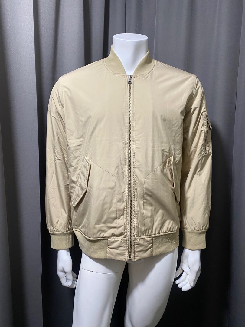 Aquascutum Bomber Jacket Men s Fashion Coats Jackets and Outerwear on Carousell