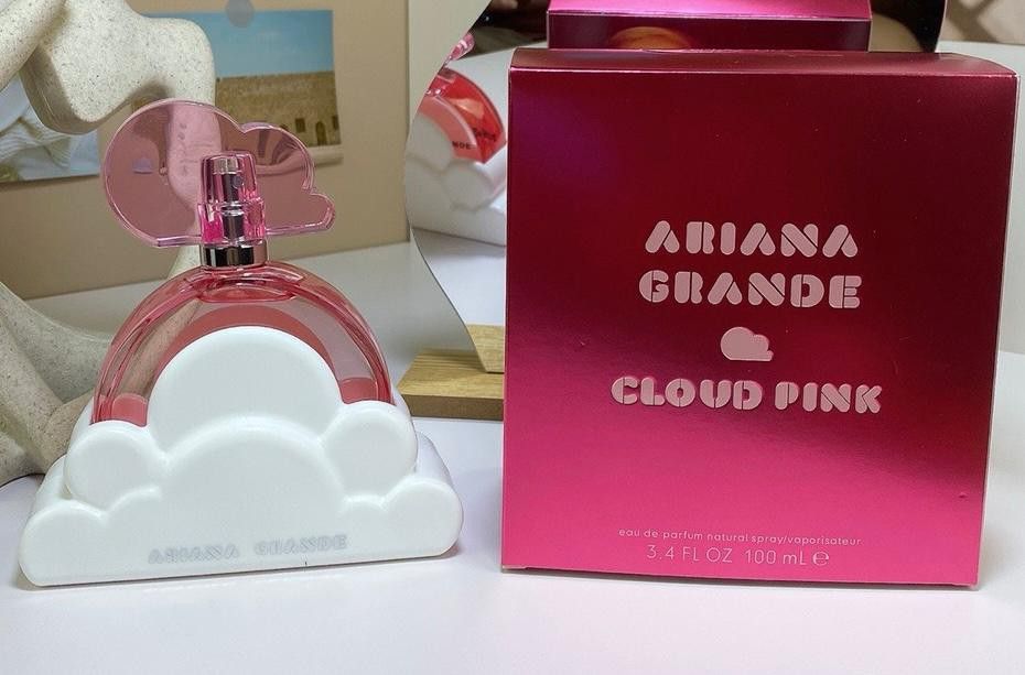 アリアナ・グランデ クラウドピンク香水30ml Qoo10] ARIANA GRANDE