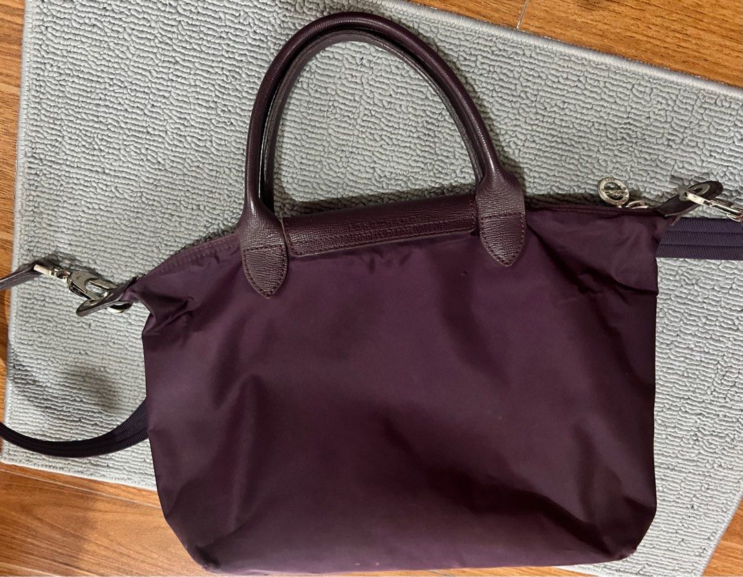 Authentic Longchamp Neo medium (Category: Luxury Bags & Wallets) located in Marikina City. Submitted by chichea (Listing ID 1315073307, Image 3). Description: Authentic Longchamp, Purchased at Rustan’s.