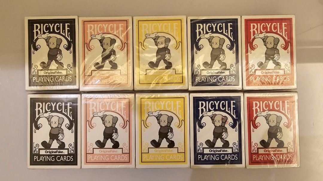 BICYCLE x ORIGINAL FAKE KAWS PLAYING CARDS SET, 興趣及遊戲