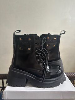 (Kategori: ) berada di . Dikirim oleh clarrry (ID iklan 1314982636, Gambar 1). Deskripsi: .