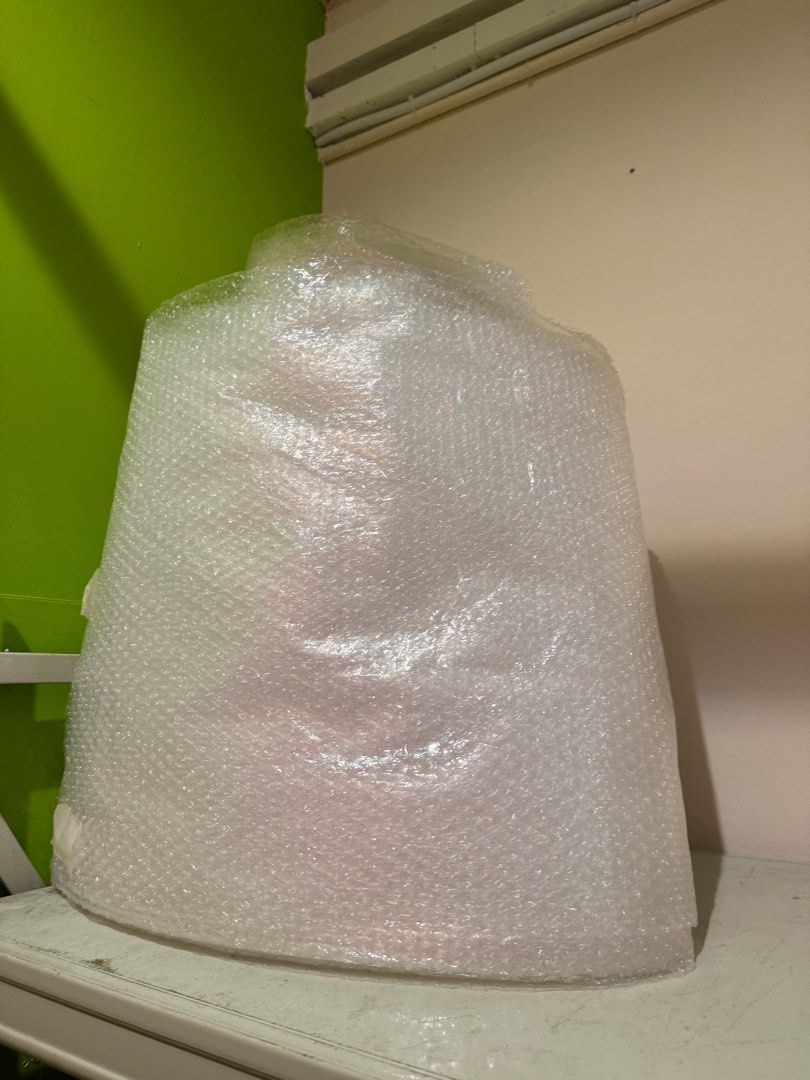 Bubble wrap (Category: Craft Supplies & Tools) located in Singapore. Submitted by hugosim (Listing ID 1312811449, Image 3). Description: I just need to use some. 1.5m almost full roll $70 1m half roll $30 Get both $88 + mystery gift Self collect at Bendemeer.