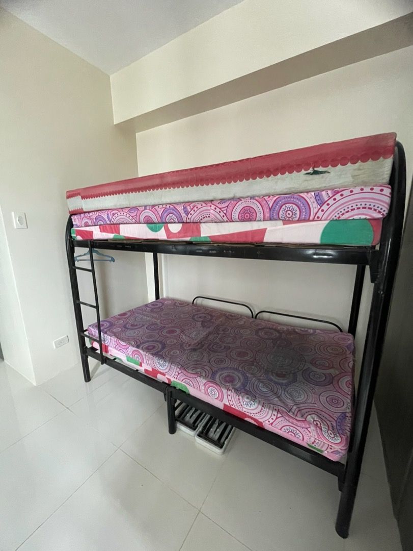 [RUSH SALE] Double Deck Bed (Single Size, Metal) with Extra Mattresses ...
